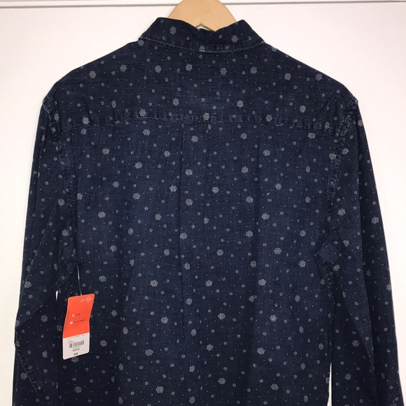 NWT St. John’s Bay Navy Button Up - Picture 2 of 6